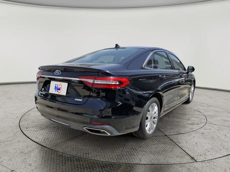 2022 Ford Taurus Ambiente 