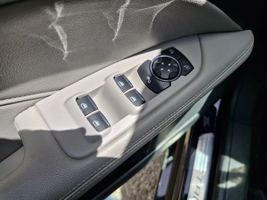 2022 Ford Taurus Ambiente 