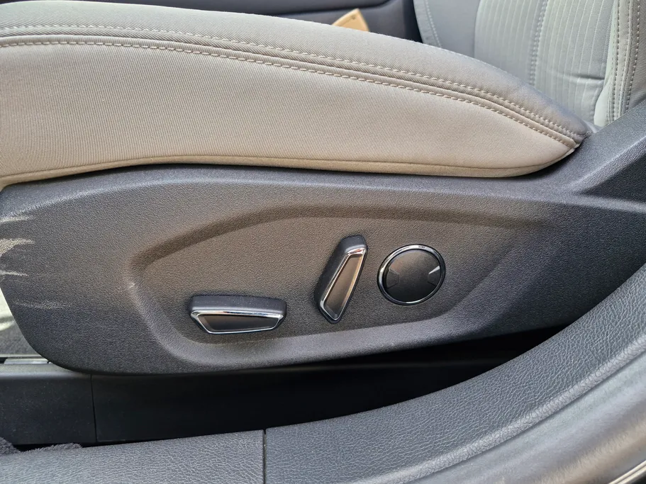 2022 Ford Taurus Ambiente 