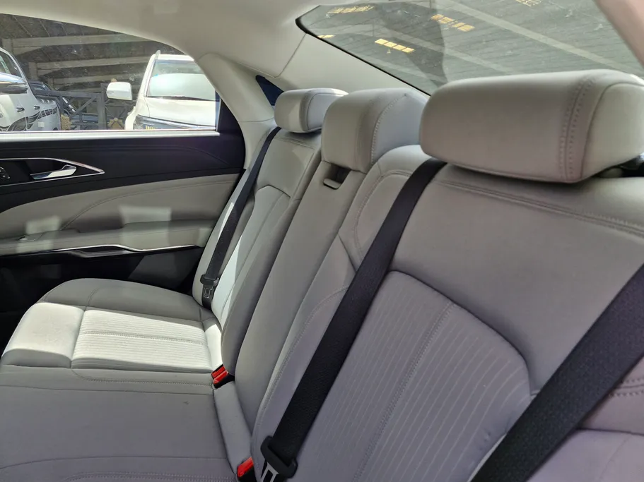 2022 Ford Taurus Ambiente 