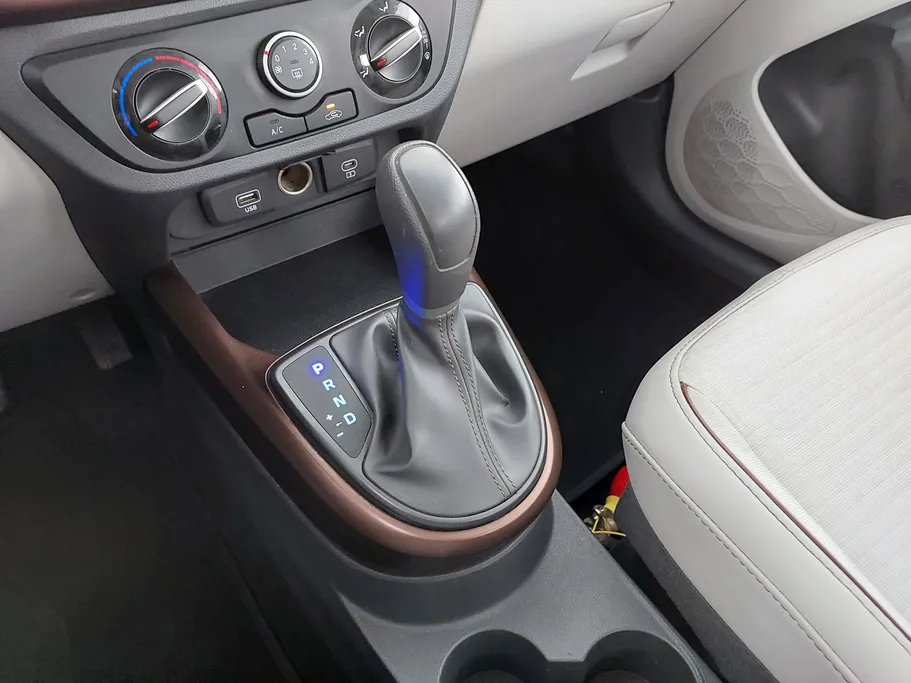 هيونداي Grand i10 فلييت 2024 