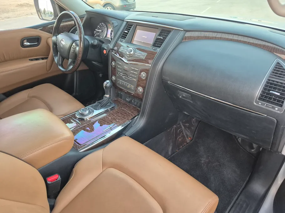 2018 Nissan Patrol Platinum 