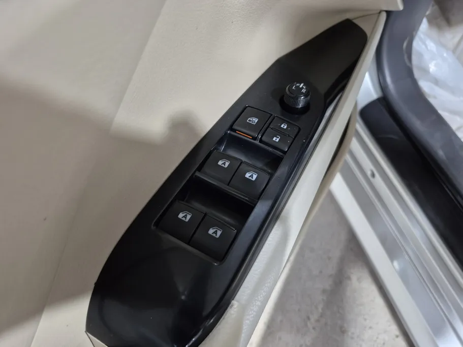 2019 Toyota Camry  LE 