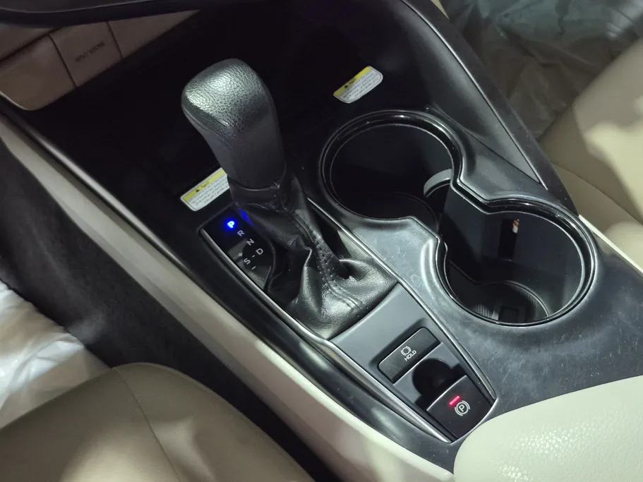 2019 Toyota Camry  LE 
