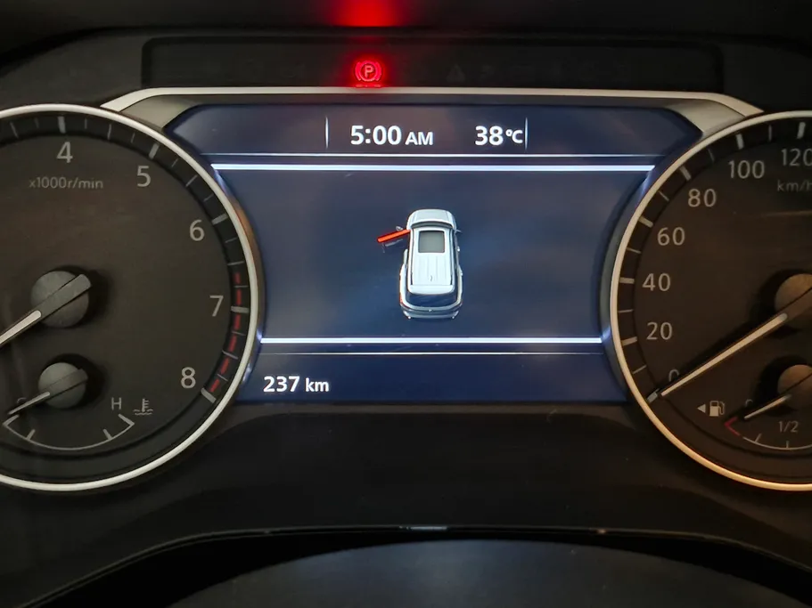 2023 Nissan Pathfinder S 