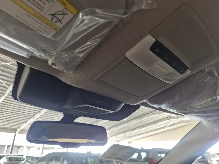 2023 Nissan Pathfinder S 