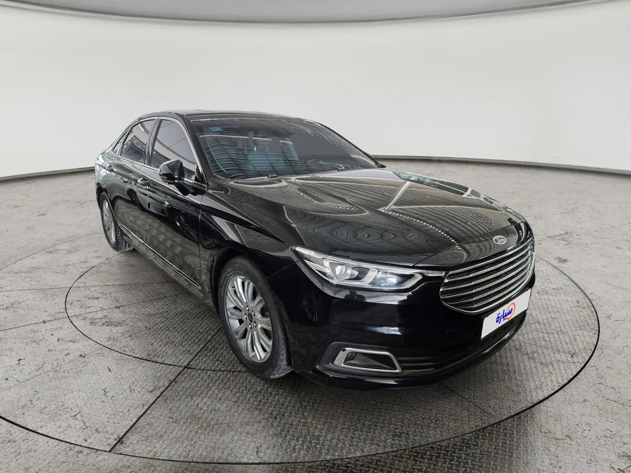 2022 Ford Taurus Trend 