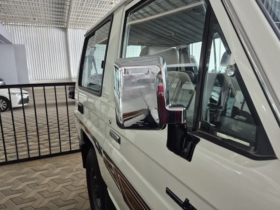 تويوتا ربع SDLX WINCH 3DR 2021 