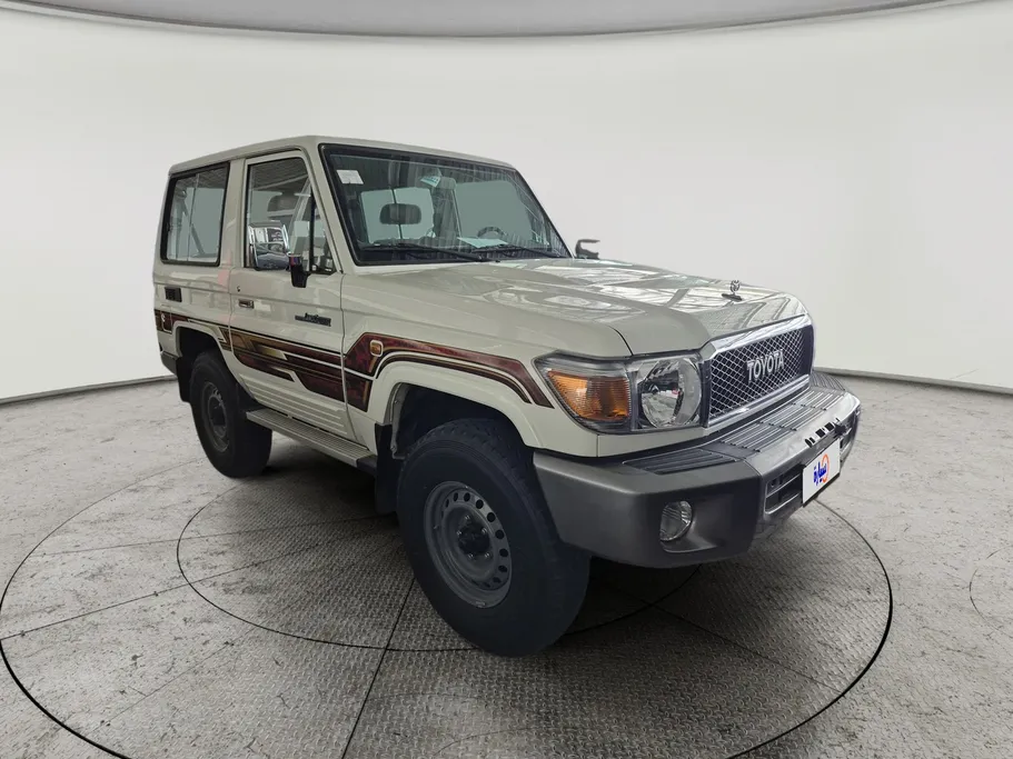 تويوتا ربع SDLX WINCH 3DR 2021