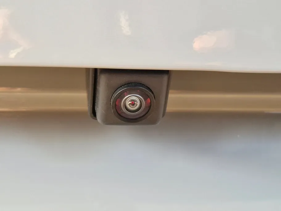 دونج فينج شاين E1 2025 