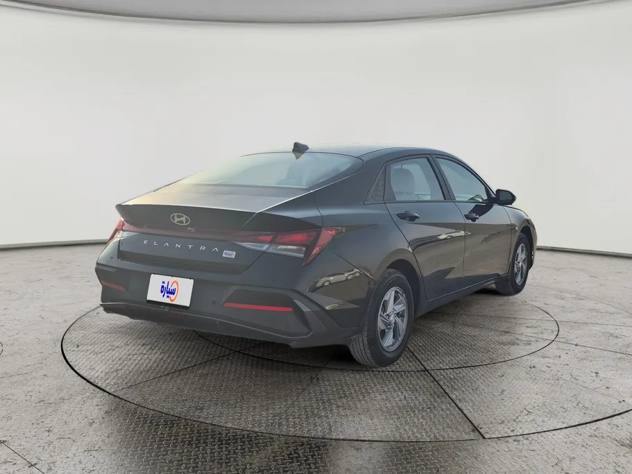 2024 Hyundai Elantra Smart 