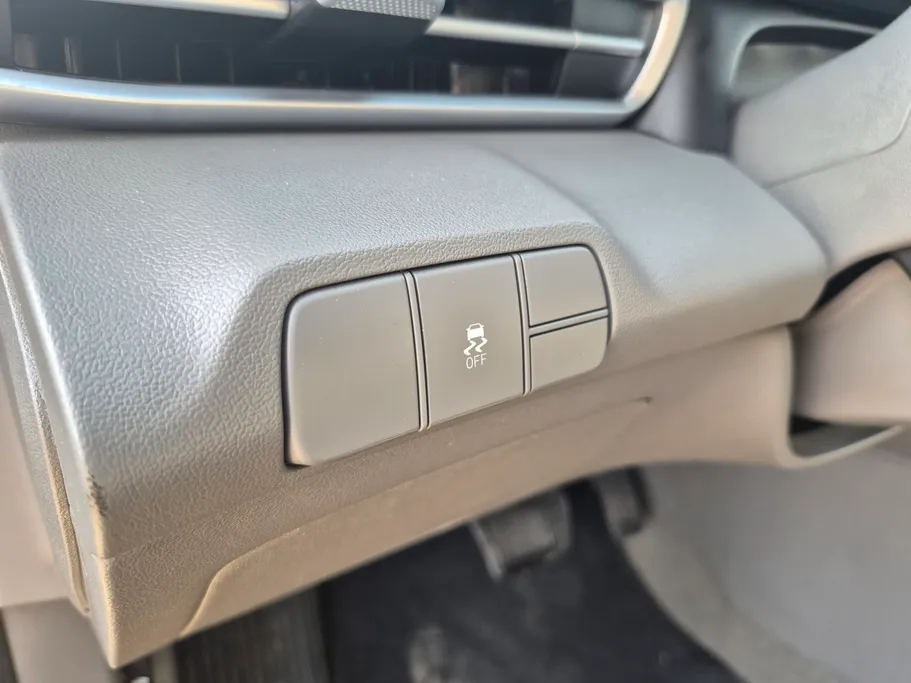 2024 Hyundai Elantra Smart 