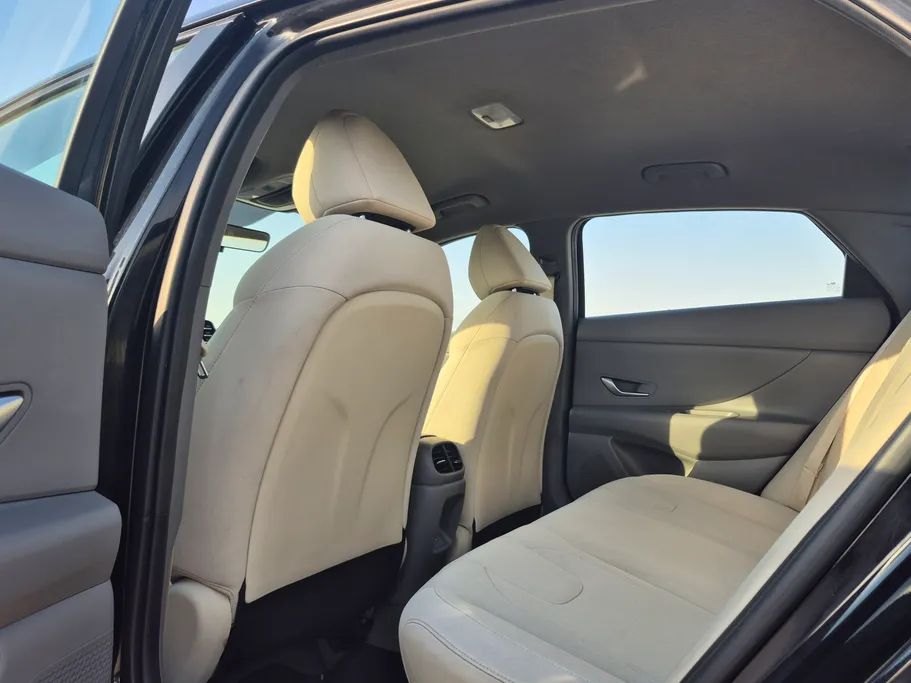 2024 Hyundai Elantra Smart 