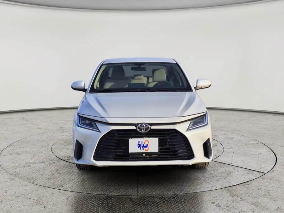 2023 Toyota Yaris  Y 