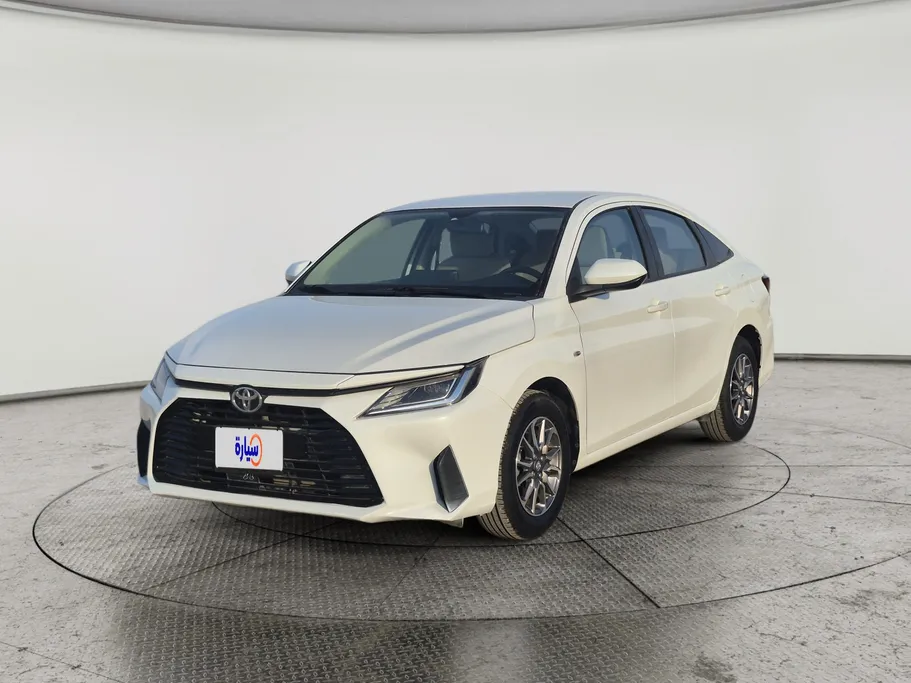 2023 Toyota Yaris  Y 