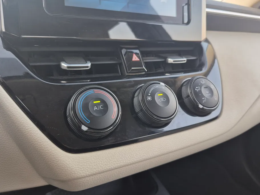 2024 Toyota Corolla XLI 