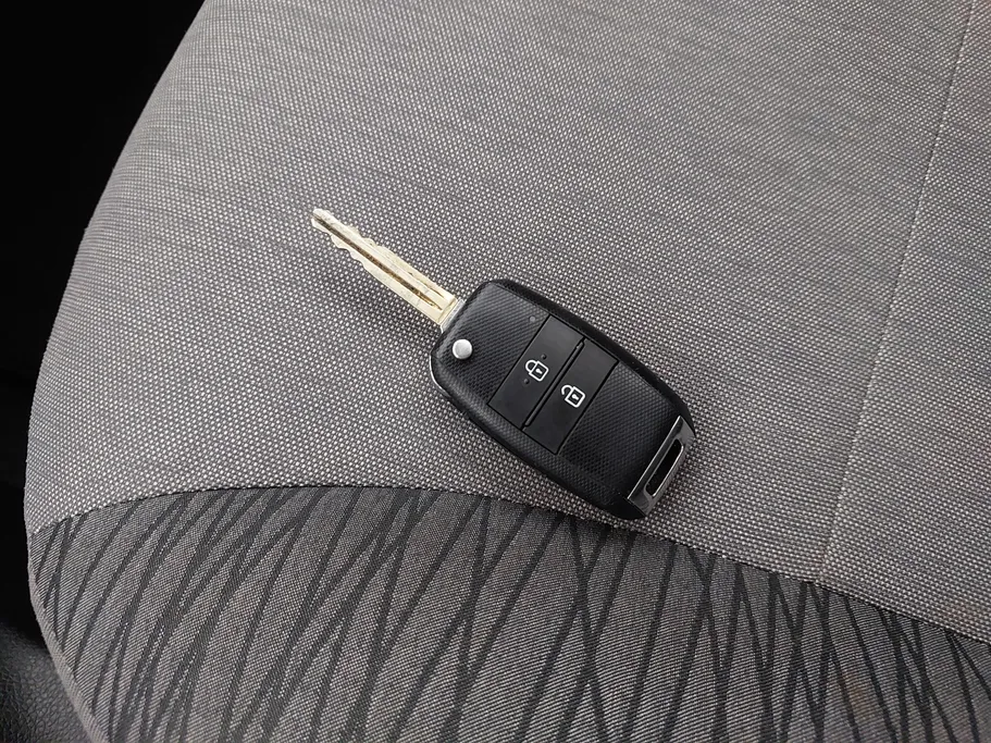 2022 Kia Pegas LX 