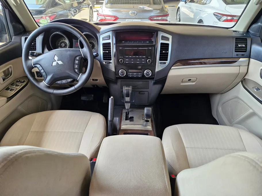 2020 Mitsubishi Pajero GLS 5Doors 