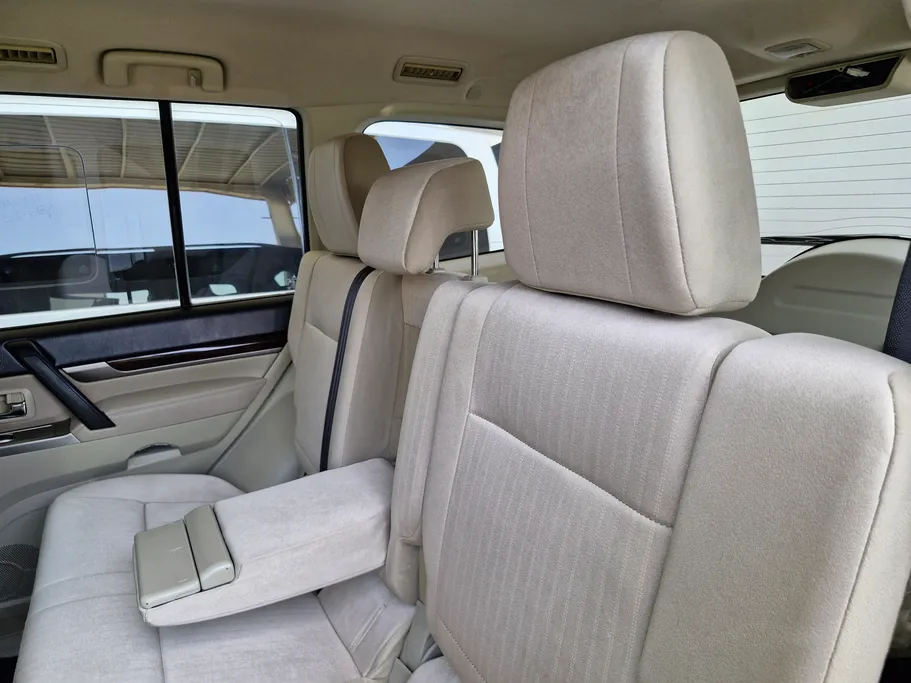 2020 Mitsubishi Pajero GLS 5Doors 