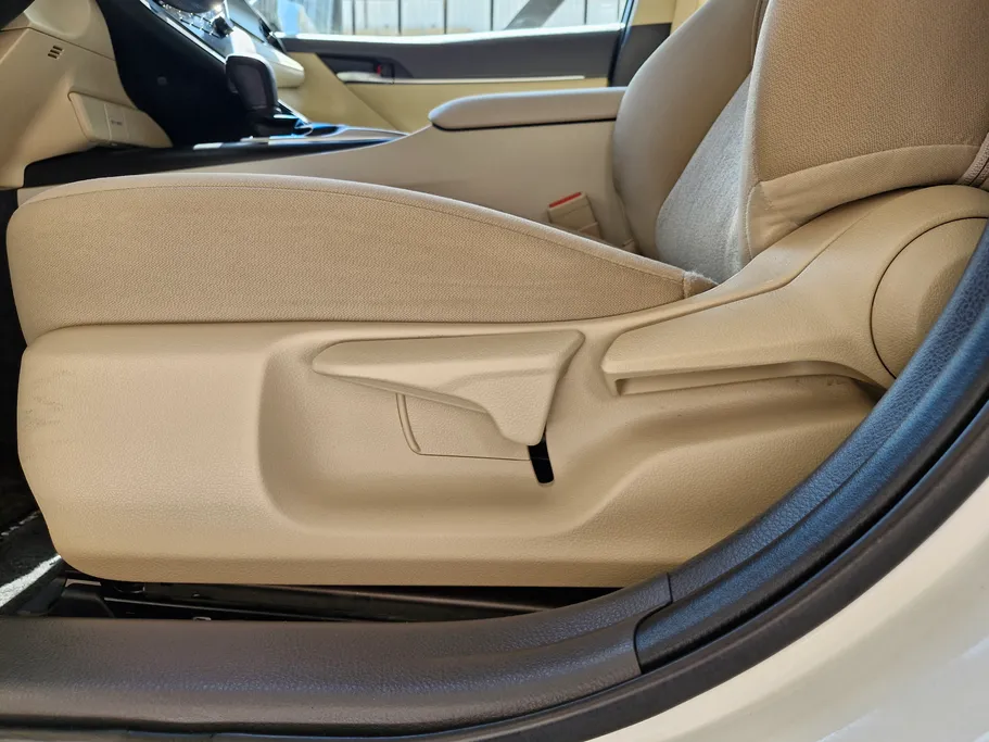 2022 Toyota Camry  LE 