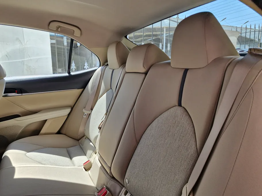 2022 Toyota Camry  LE 