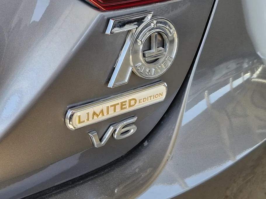 تويوتا كامري Limited 2024 