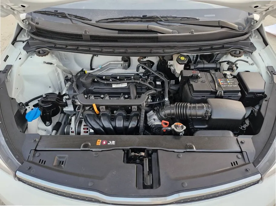 2024 Kia Pegas GL 