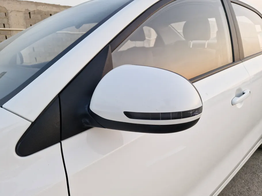 2024 Kia Pegas GL 