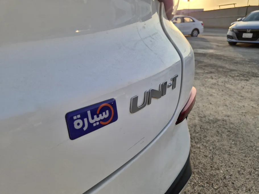 شانجان يوني تي Smart 2023 