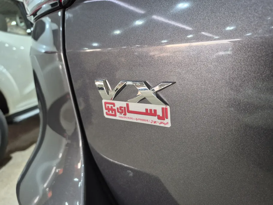تويوتا فورتشنر VX 2023 