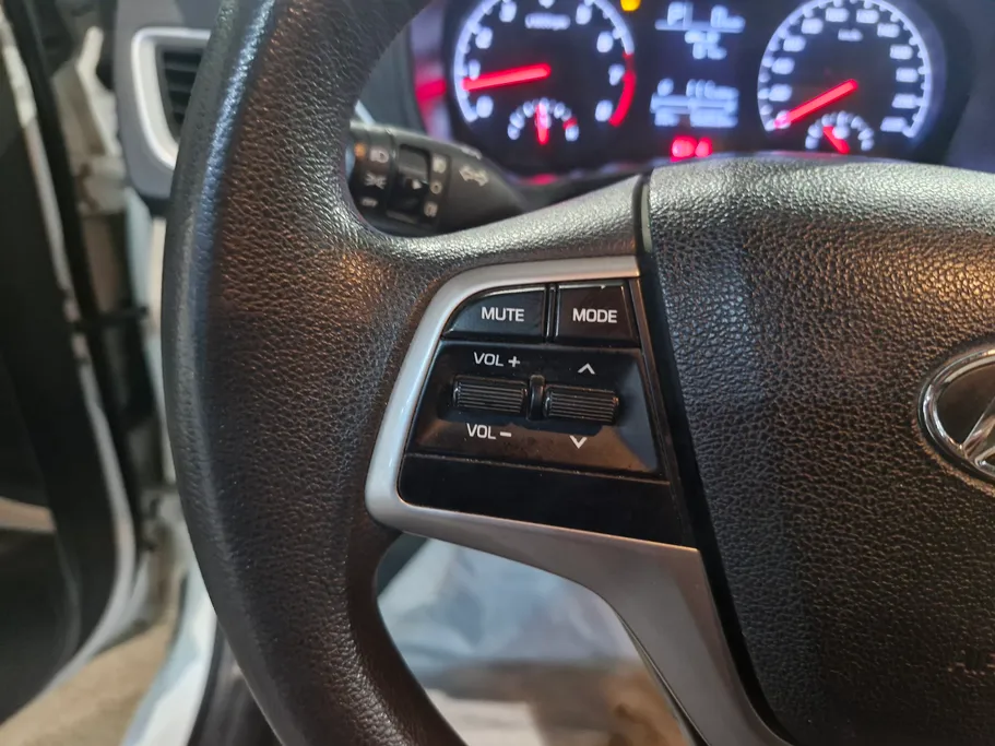 2023 Hyundai Accent Smart 