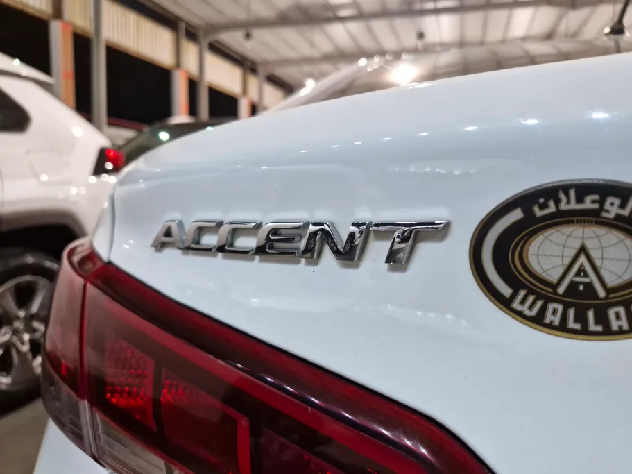 2023 Hyundai Accent Smart 