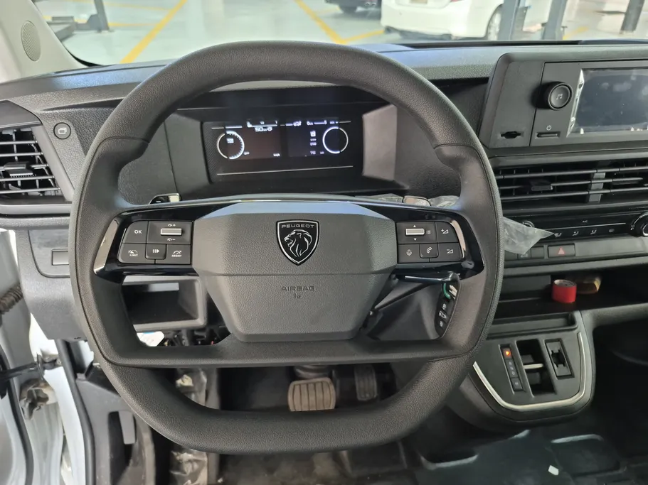 2025 Peugeot Expert VAN 