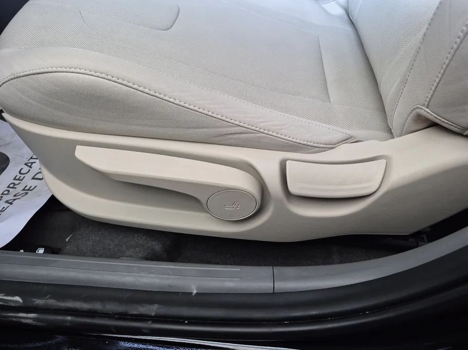 2023 Hyundai Elantra Fleet 