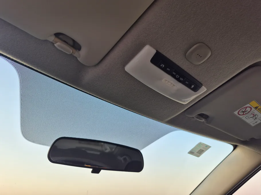 2022 Nissan Kicks S 