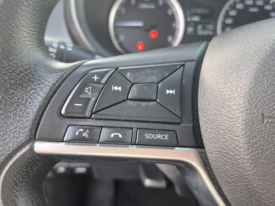 2022 Nissan Kicks S 
