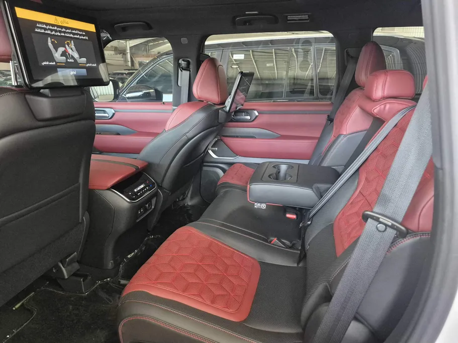 نيسان باترول LE Platinum City 2026 