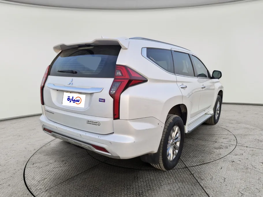 ميتسوبيشي  مونتيرو سبورت GLS-ML 2021 