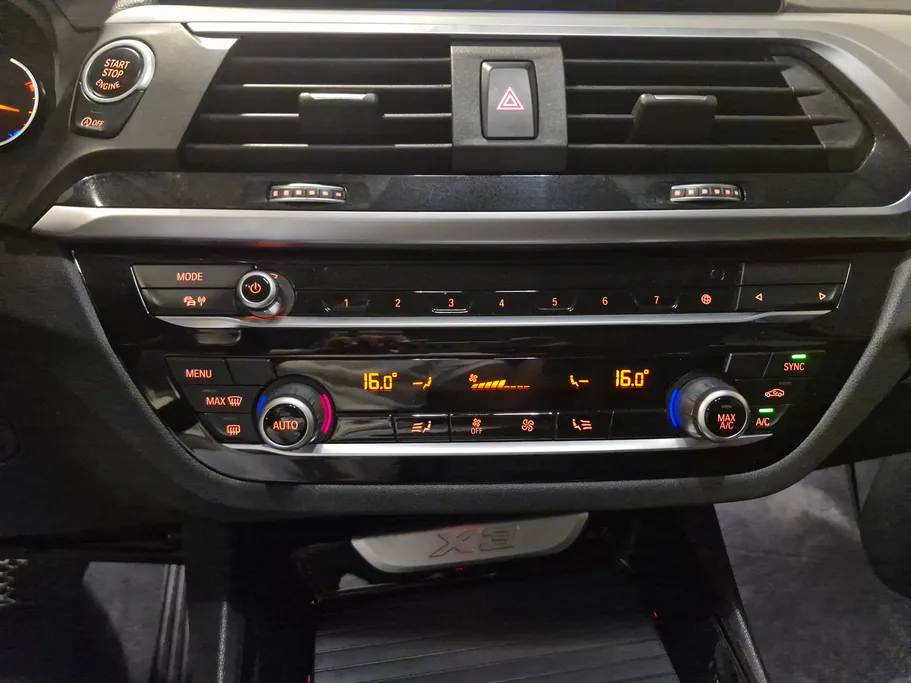 بي ام دبليو الفئة اكس 3 xDrive 30i	 2021 