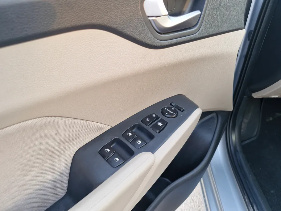 2023 Hyundai Accent Smart 