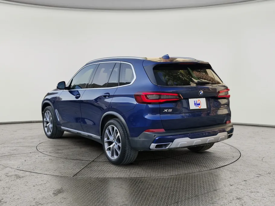 بي ام دبليو الفئة اكس 5 xDrive 40i 2022 