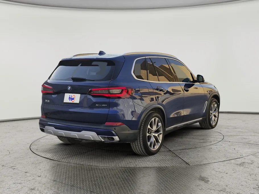 بي ام دبليو الفئة اكس 5 xDrive 40i 2022 