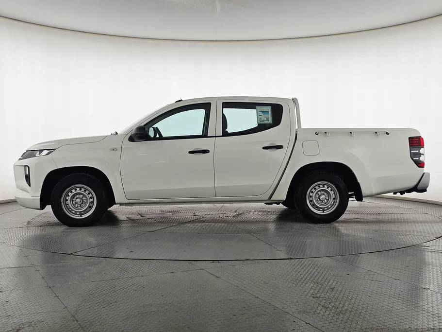 2022 Mitsubishi L200 DC 4x2 