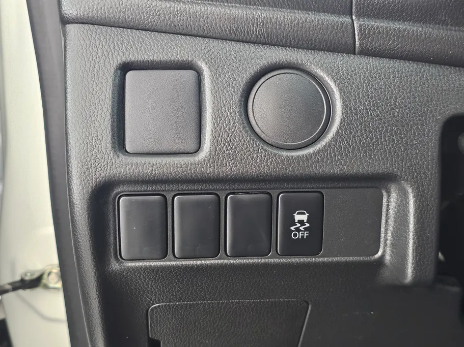 2022 Mitsubishi L200 DC 4x2 