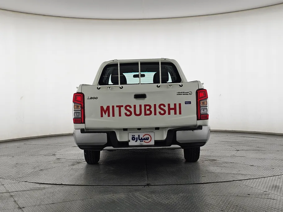2022 Mitsubishi L200 DC 4x2 