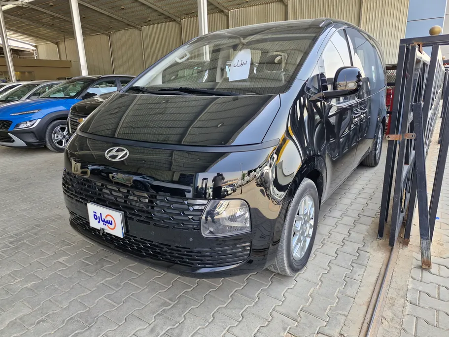 2023 Hyundai Staria Wagon 