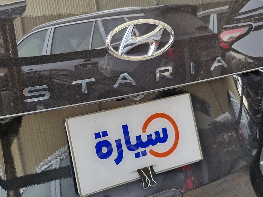 هيونداي ستاريا واجن 2023 