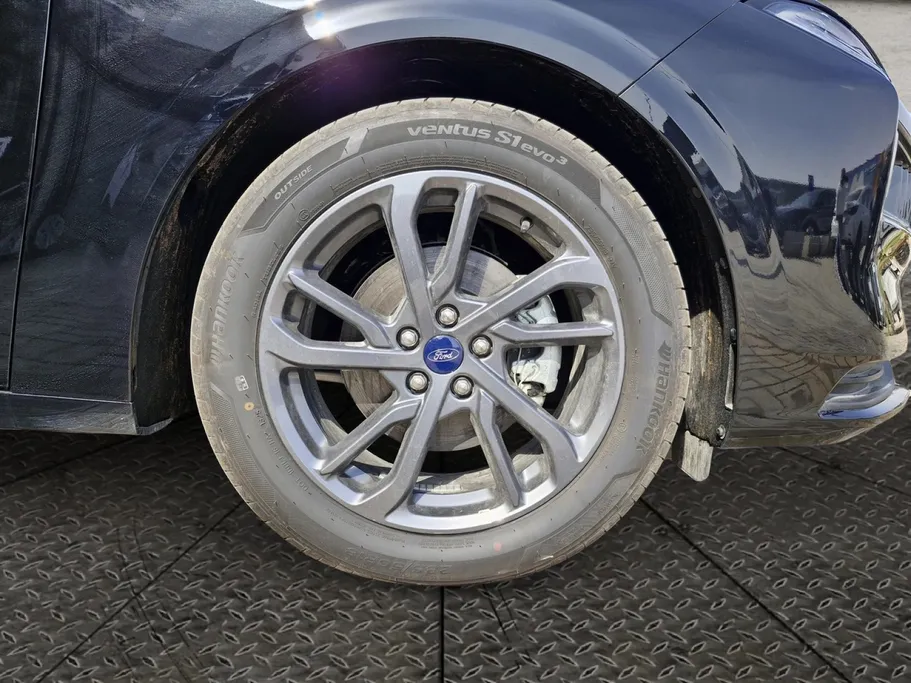 2026 Ford Taurus Ambiente New Shape 