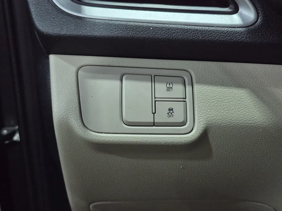 2023 Hyundai Accent Smart 
