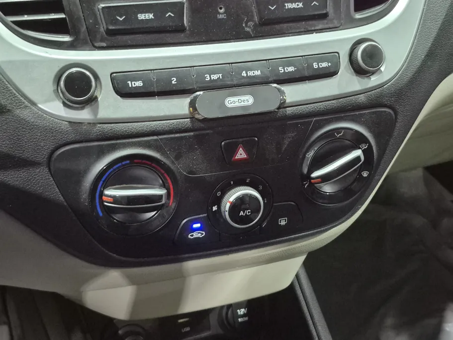 2023 Hyundai Accent Smart 
